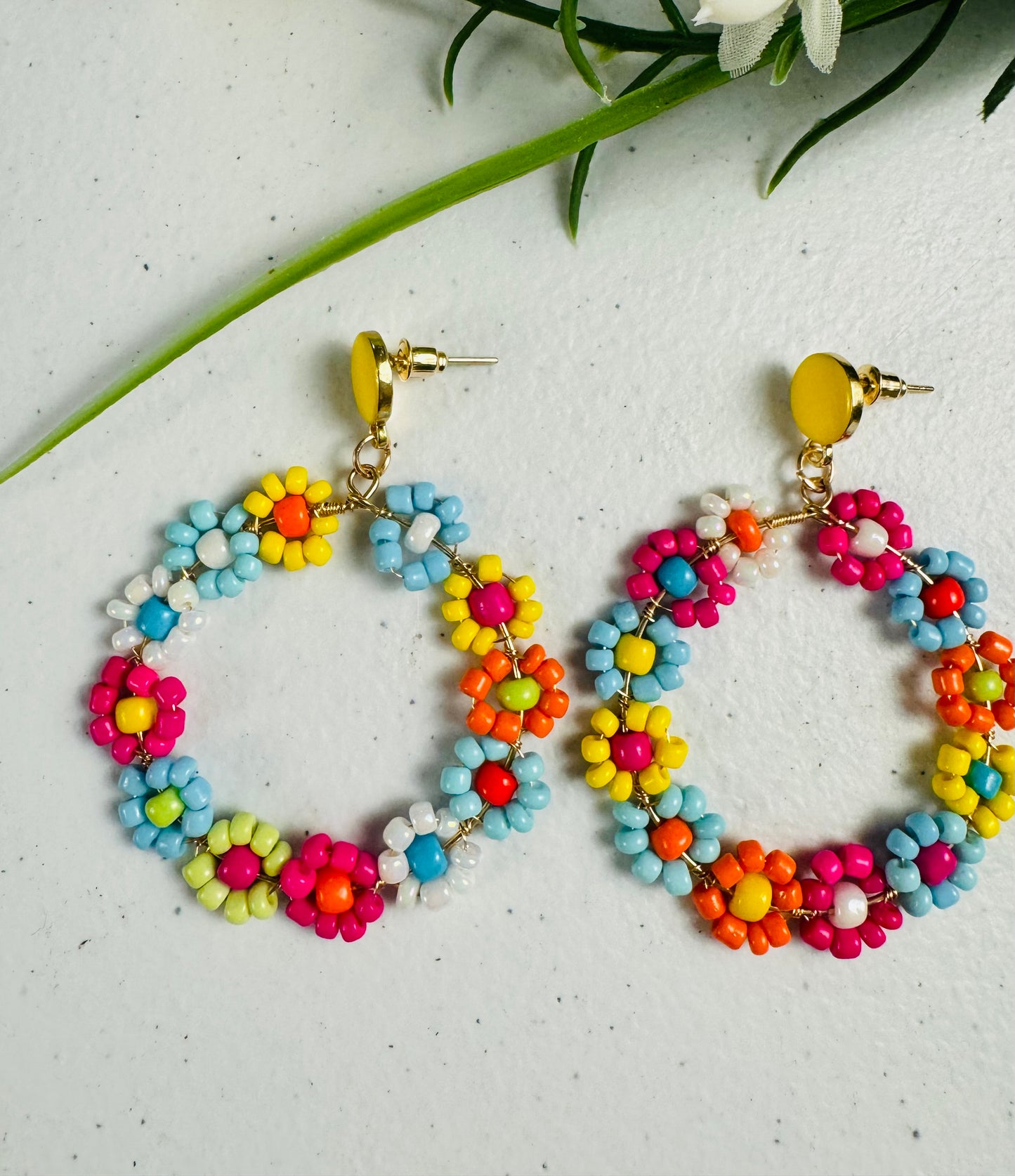 European & American Style Handmade
Floral Beaded Earrings For Women