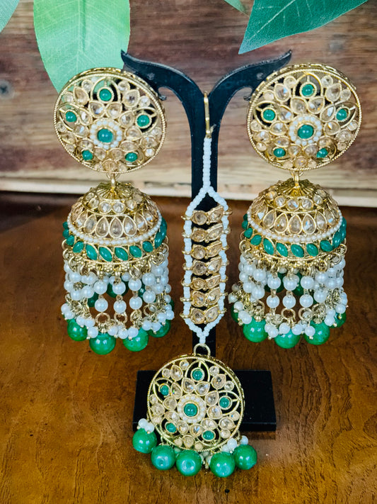 Beautiful tikka earring set