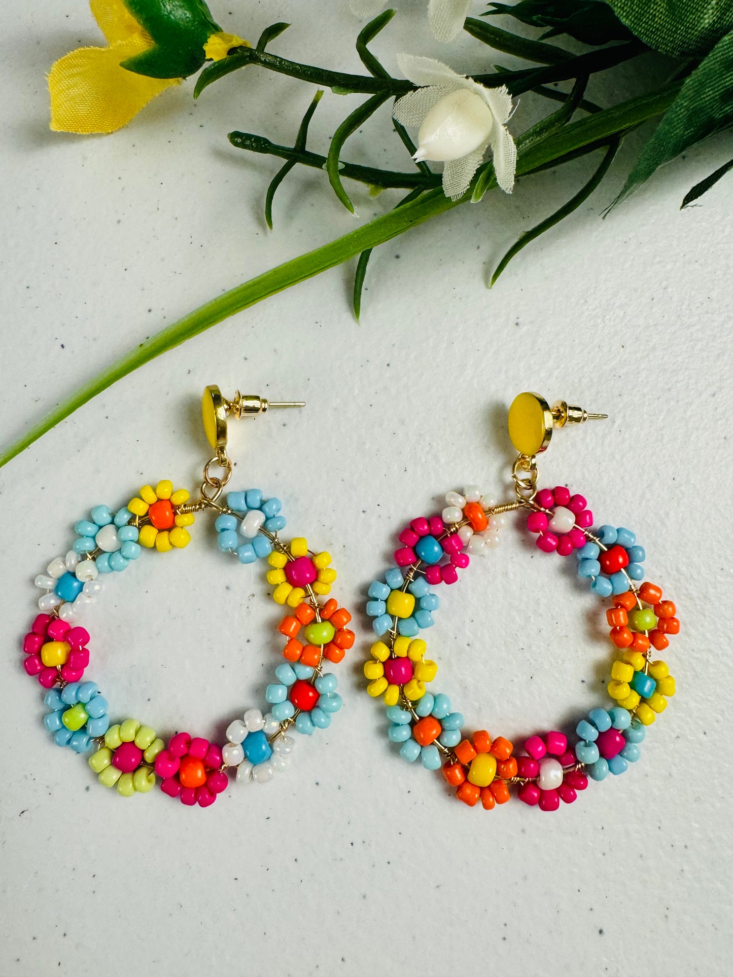 European & American Style Handmade
Floral Beaded Earrings For Women