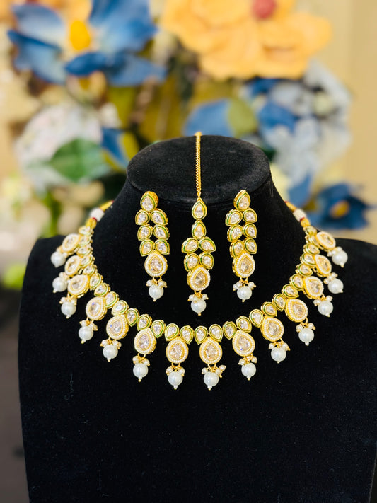 Premium quality kundan set