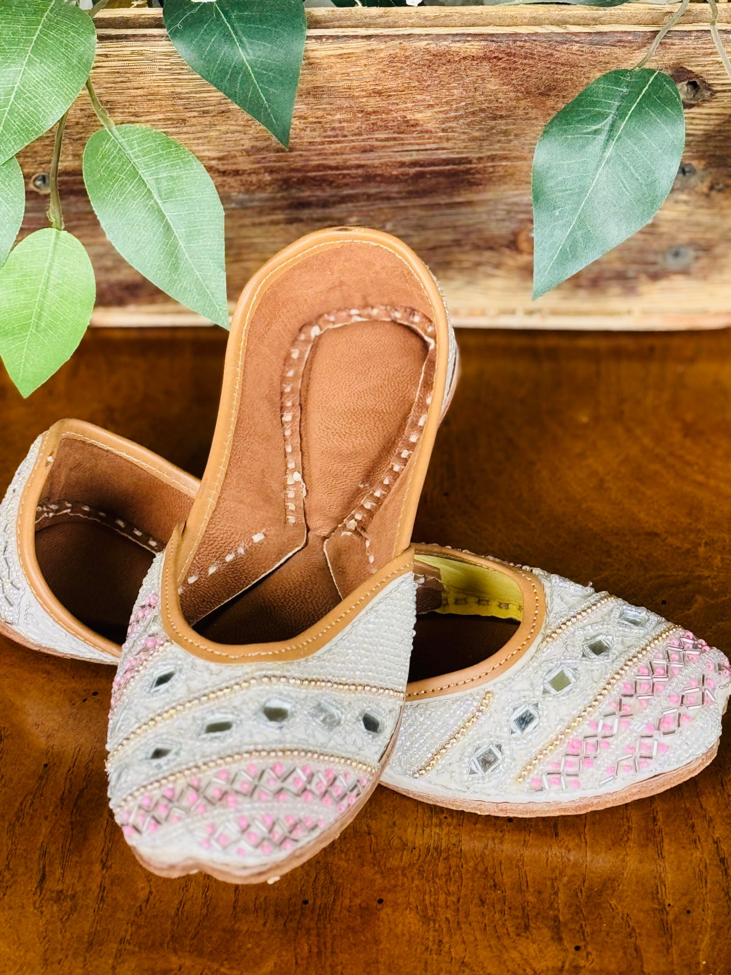 Beautiful baby pink & white mirror work Punjabi Jutti