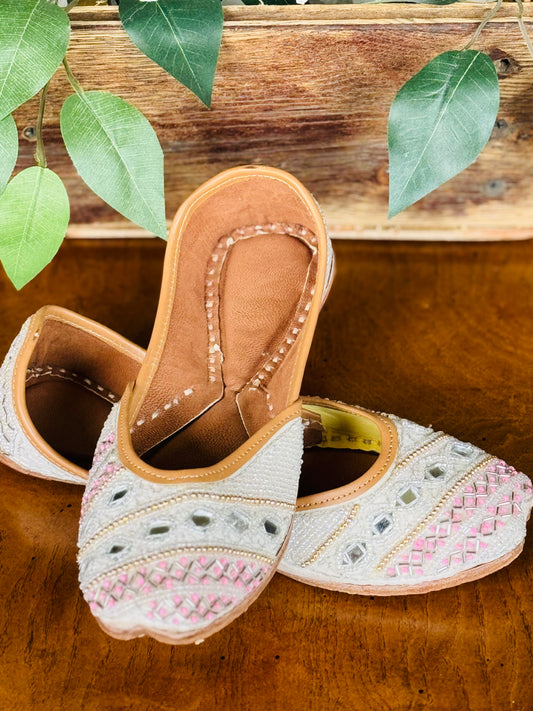 Beautiful baby pink & white mirror work Punjabi Jutti