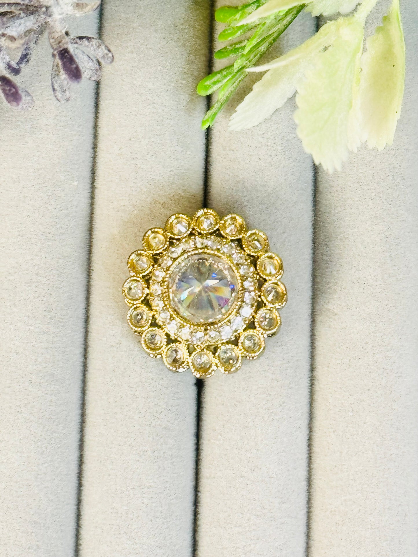 Beautiful round golden ring medium size ring for any occasion