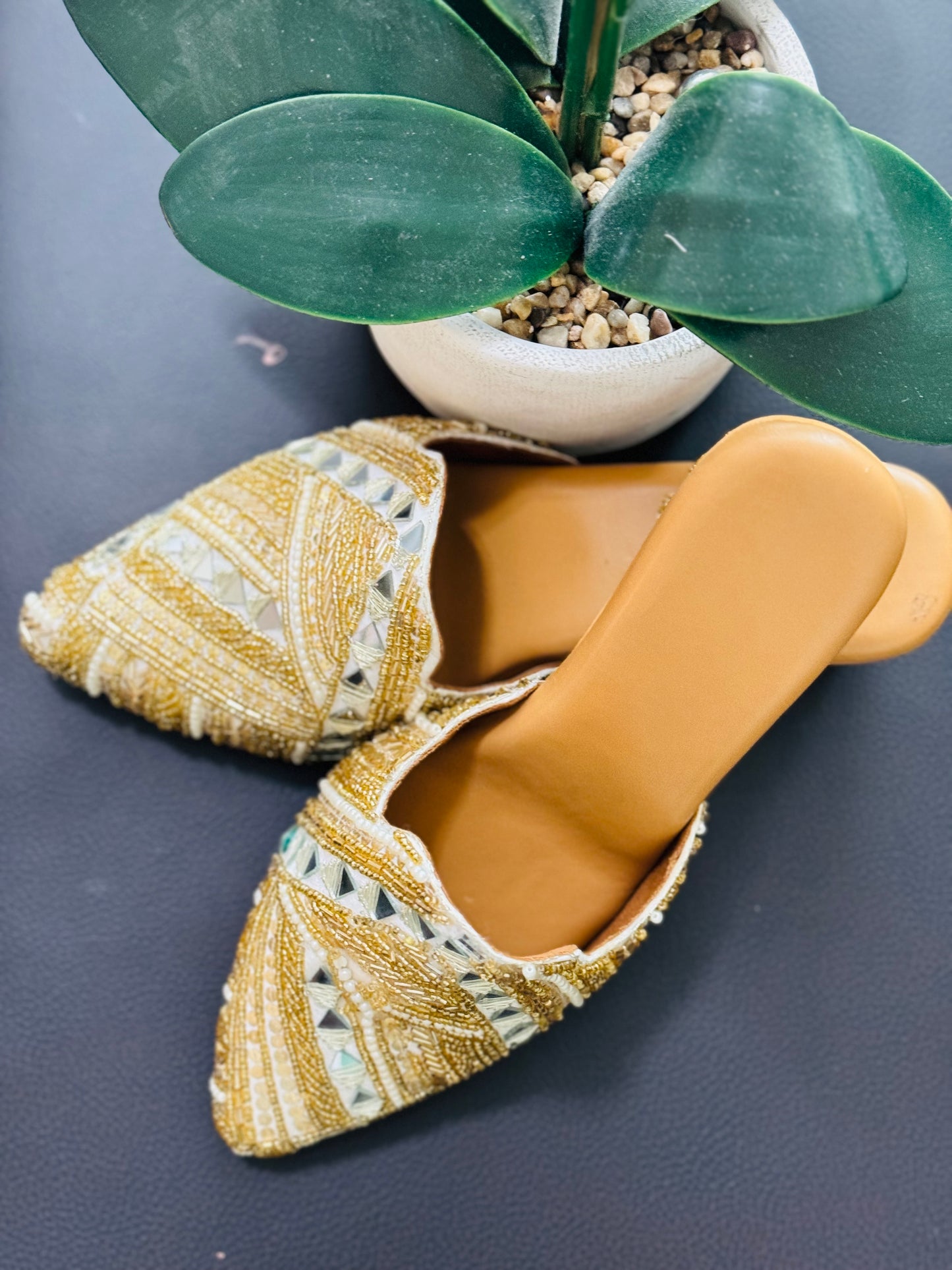 Beautiful golden mirror work Punjabi Jutti in heel