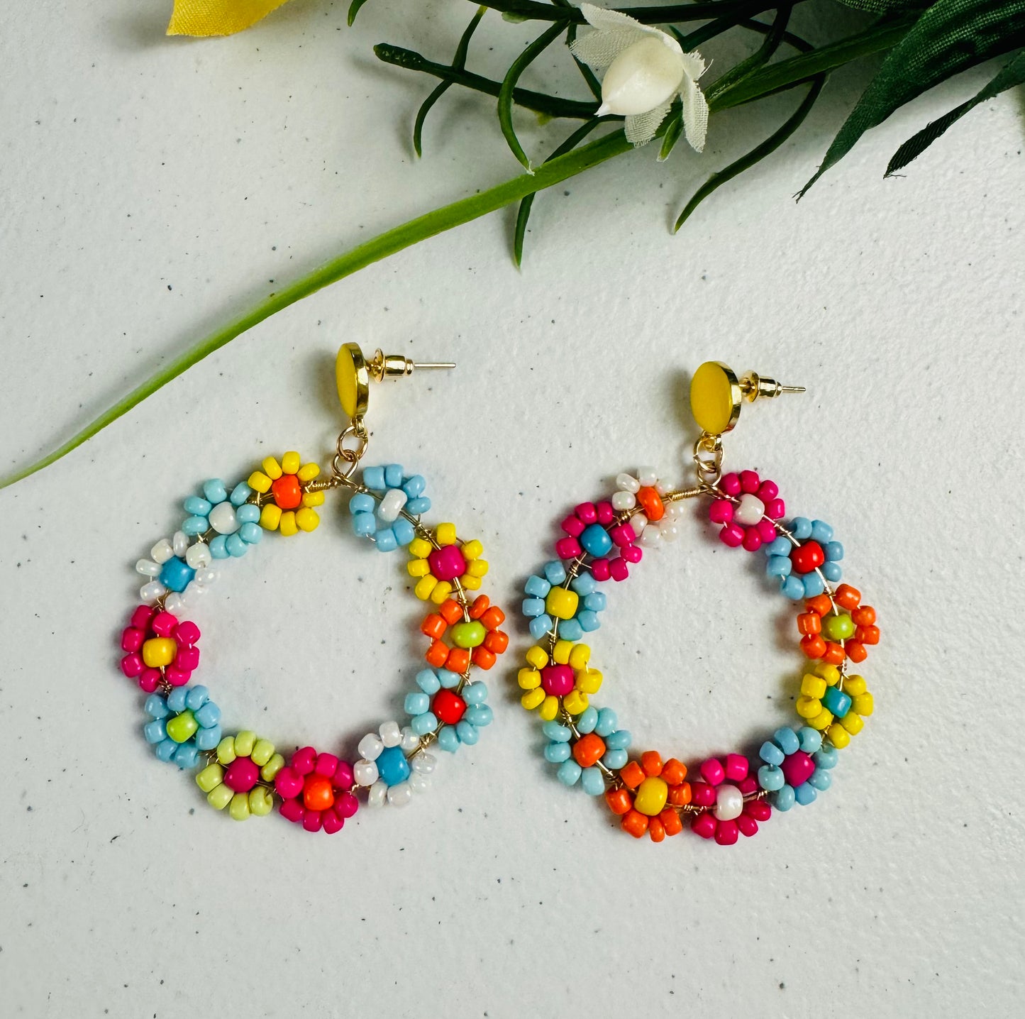 European & American Style Handmade
Floral Beaded Earrings For Women