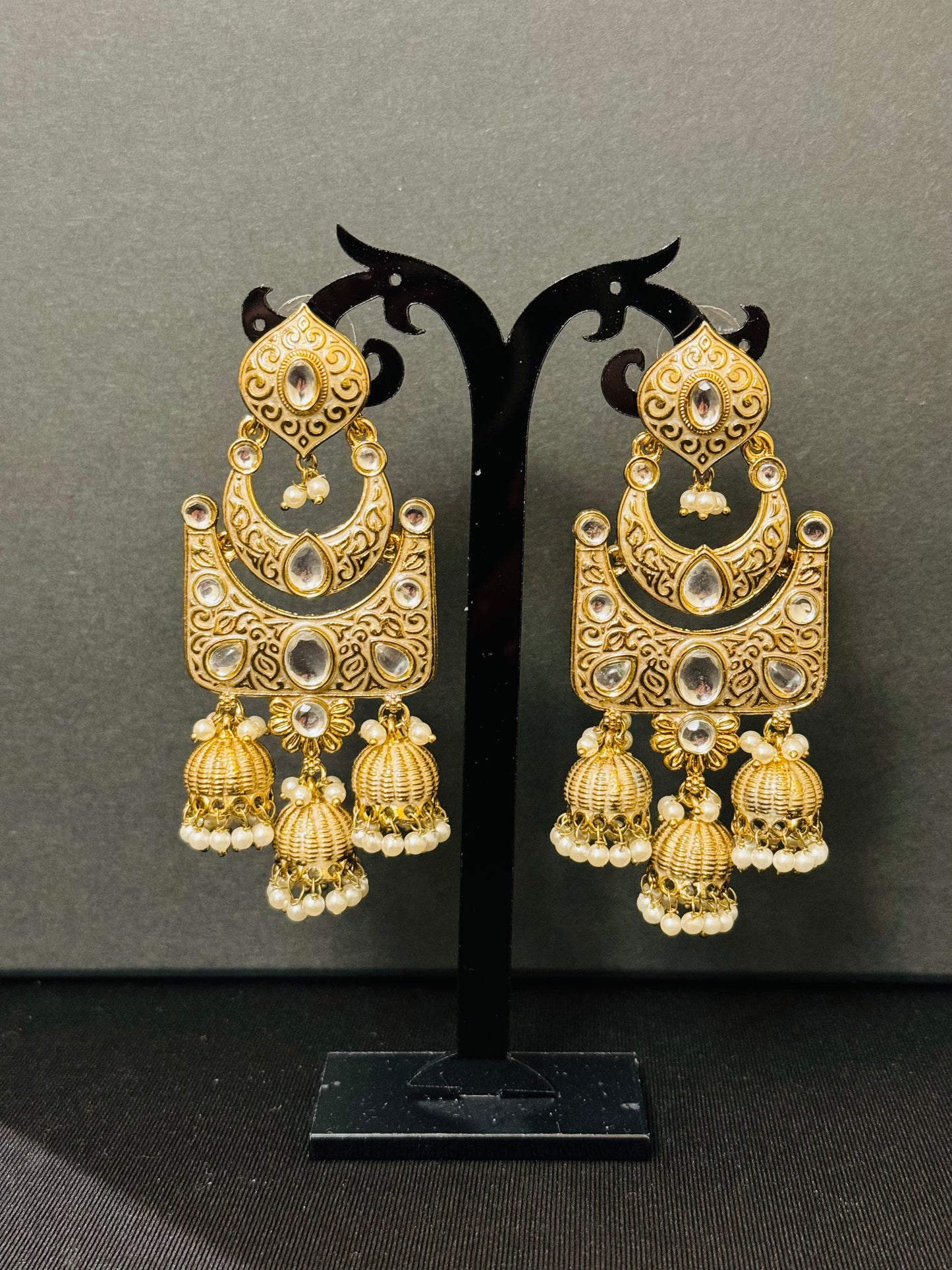 Beautiful Earrings in gold for any occasion classy look earrings